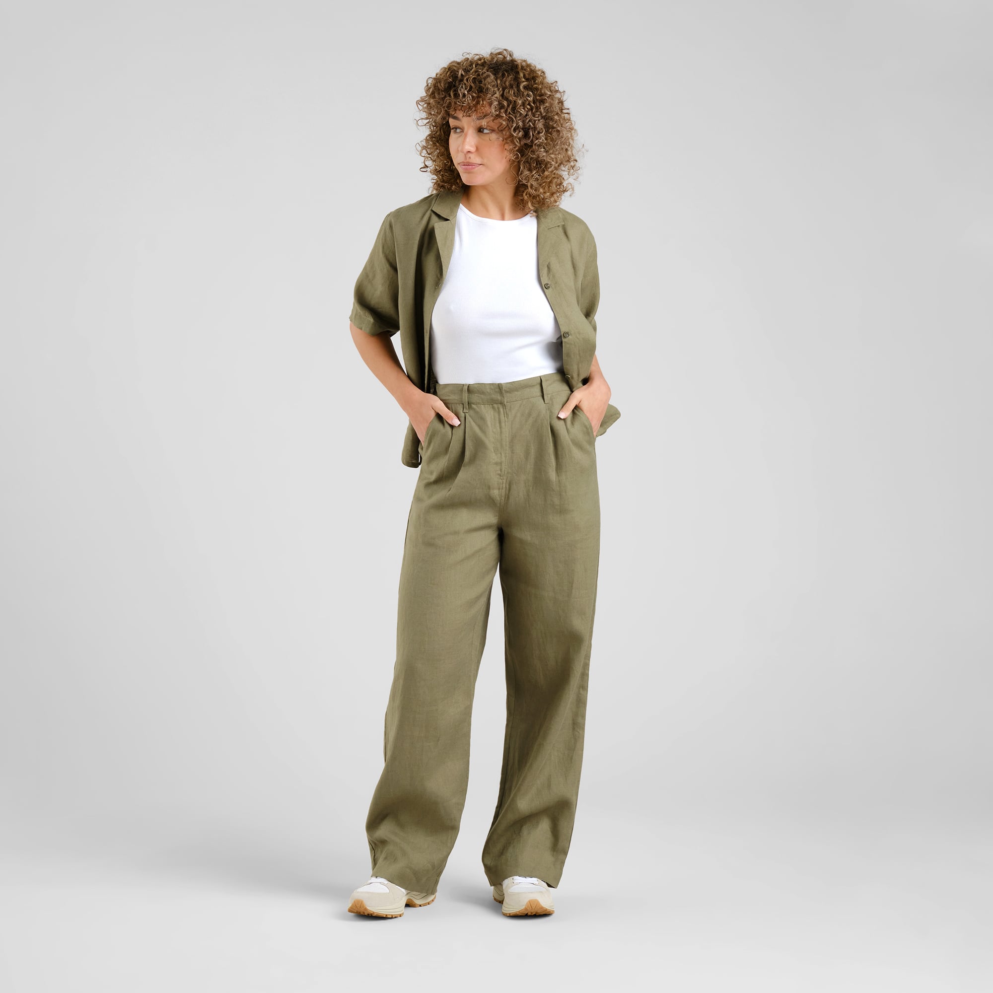 DEDICATED - Pants Vickleby Linen Leaf Green
