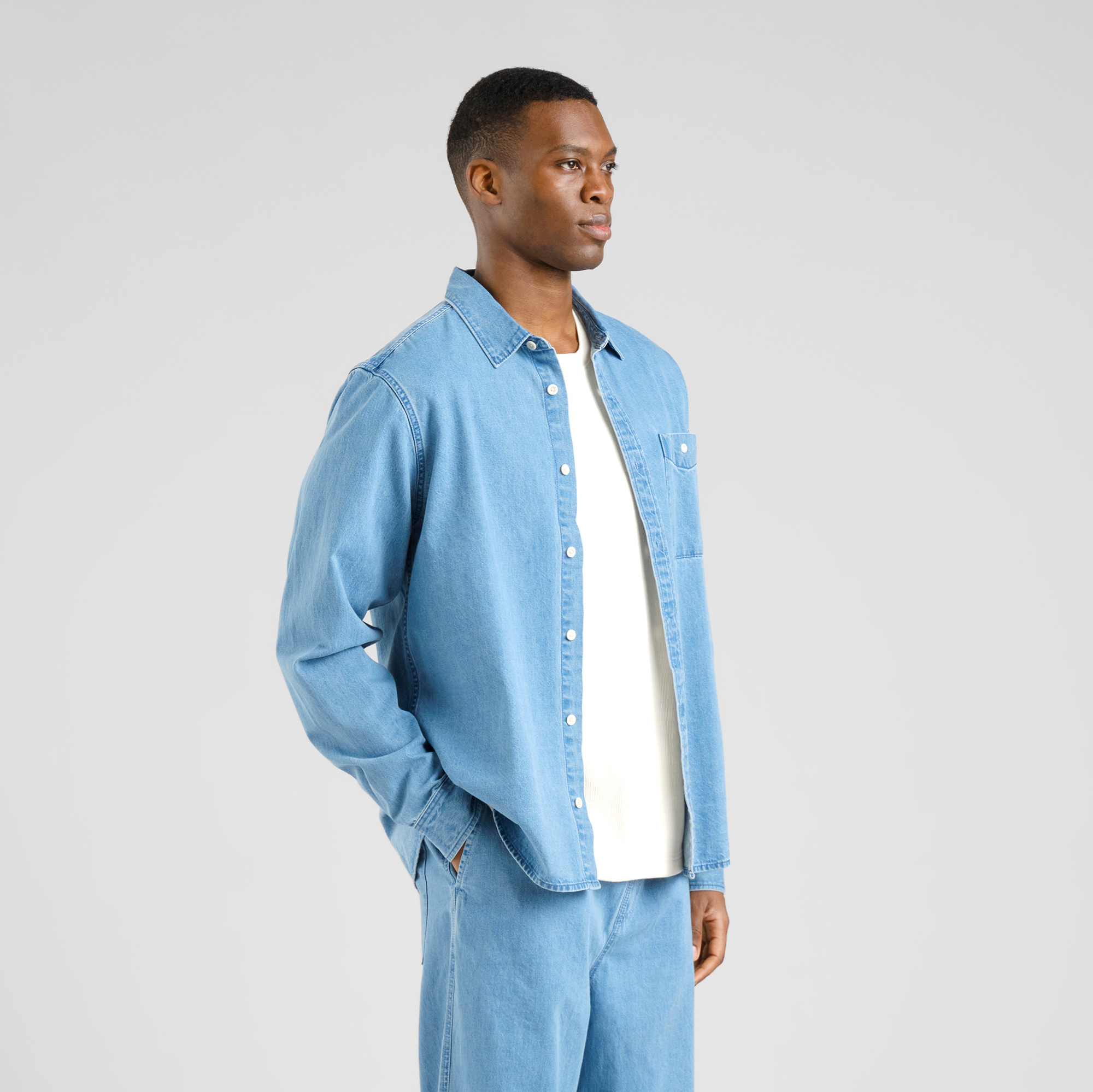 DEDICATED - Shirt Lunnevik Denim Light Blue