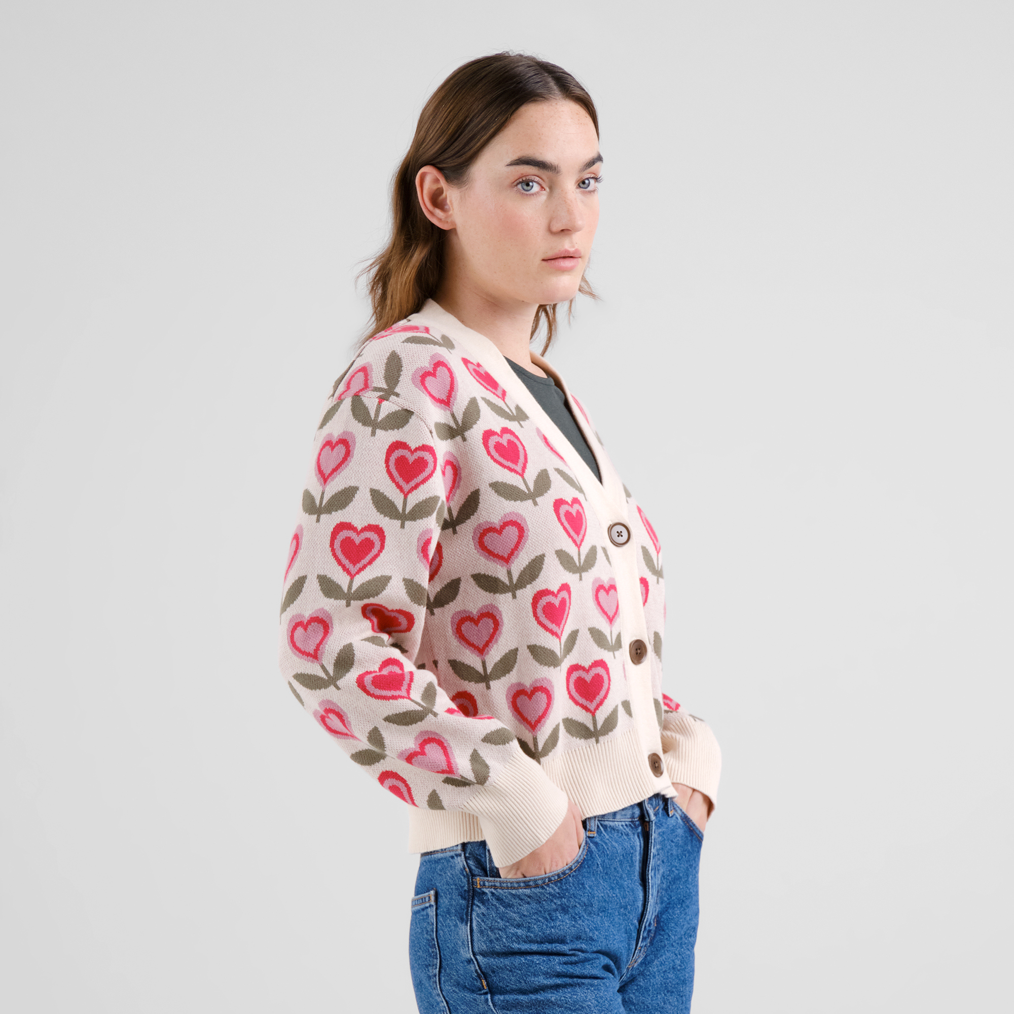 DEDICATED - Cardigan Kanan Love Flowers Vanilla White
