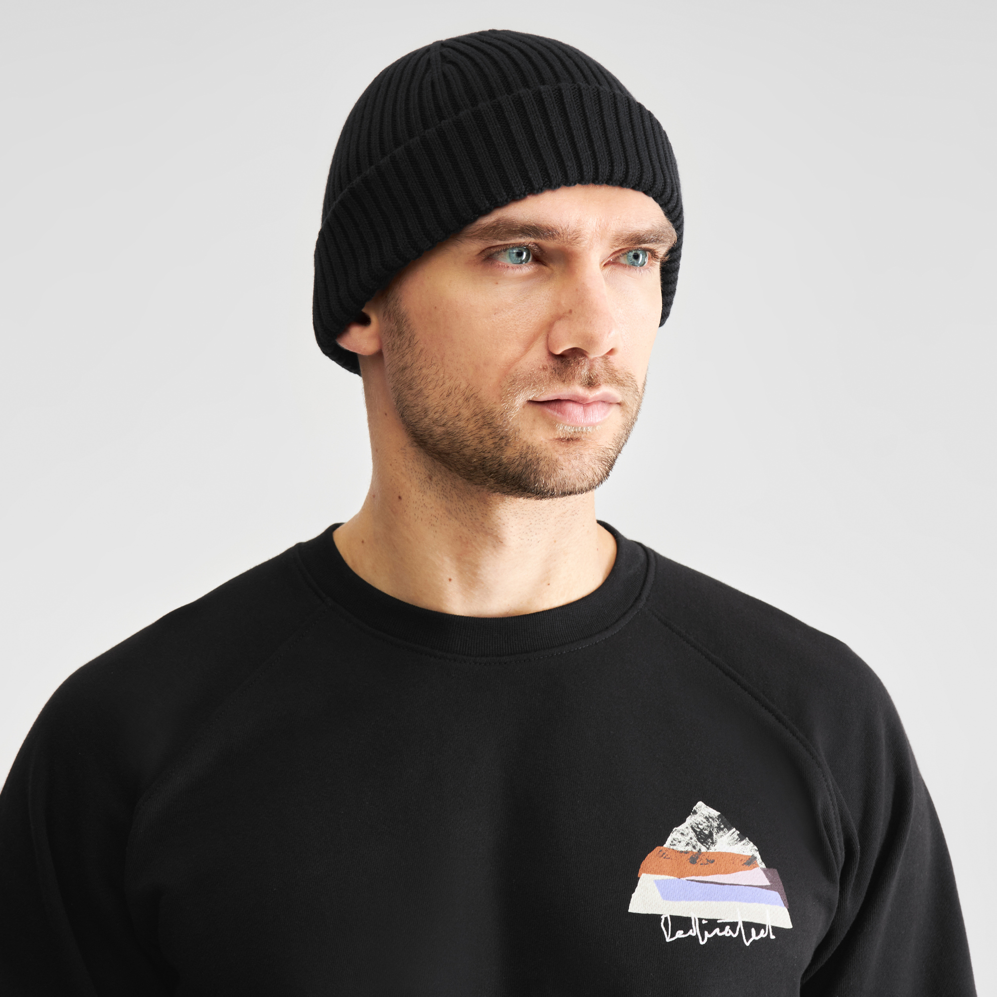 DEDICATED - Beanie Rutvik Black