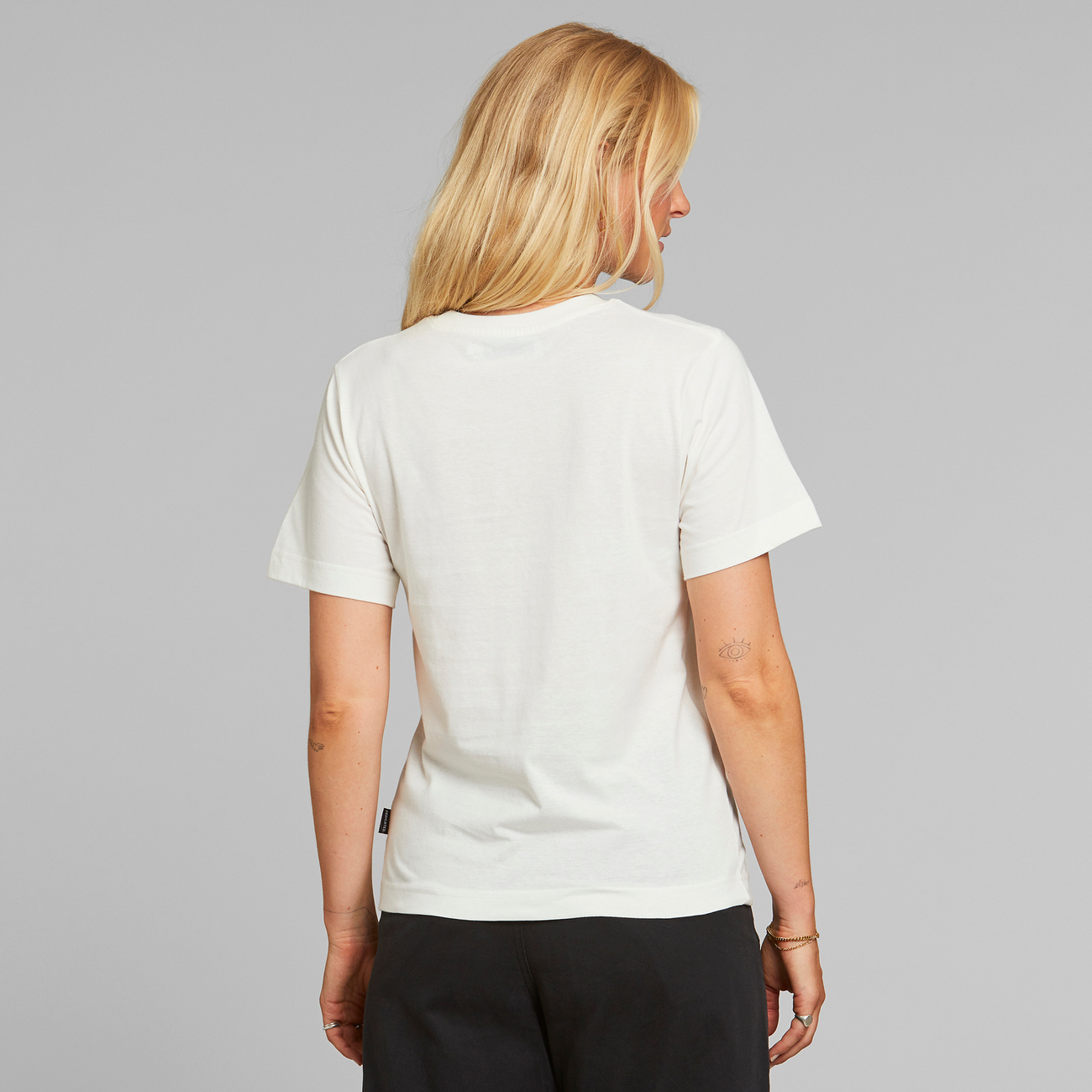 off white pocket tee