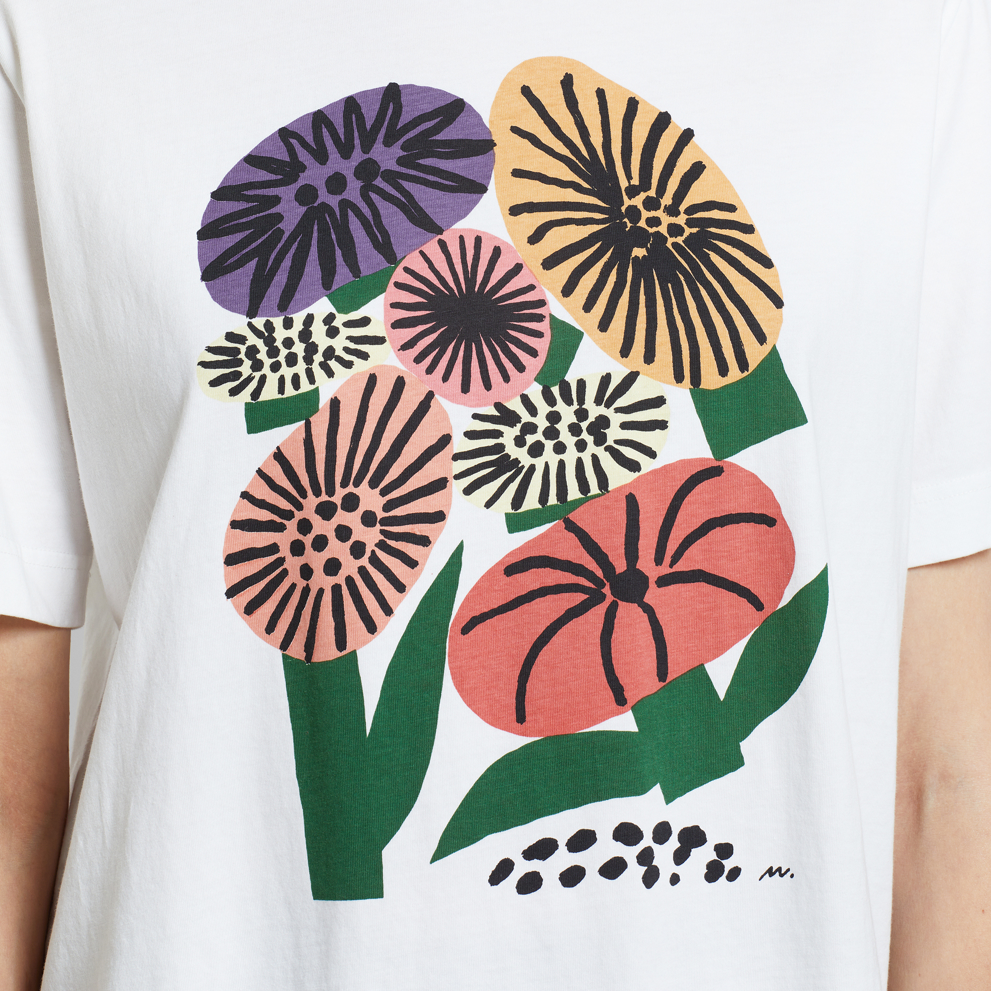 DEDICATED - T-shirt Vadstena Memphis Flowers White